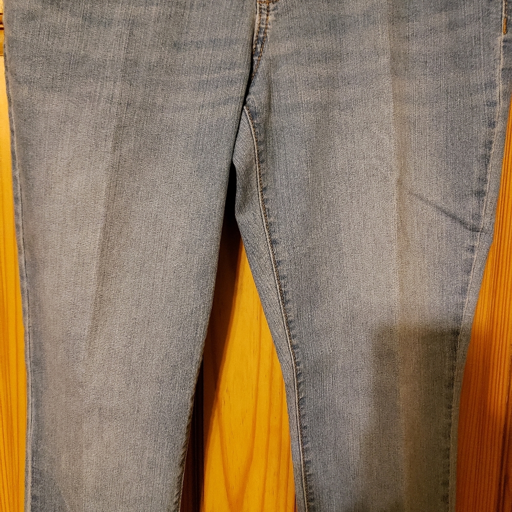 Old Navy Super Skinny Jeans sz 10 - Picture 3 of 6